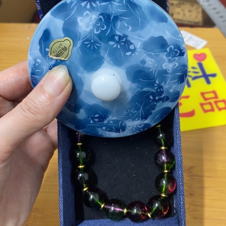 摆件中古工艺品一件