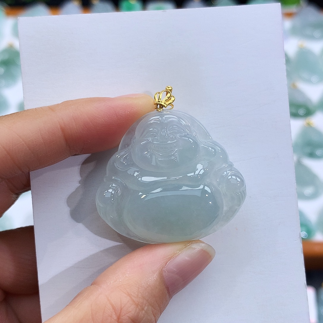 翡翠18K金镶嵌颈饰翡翠吊坠