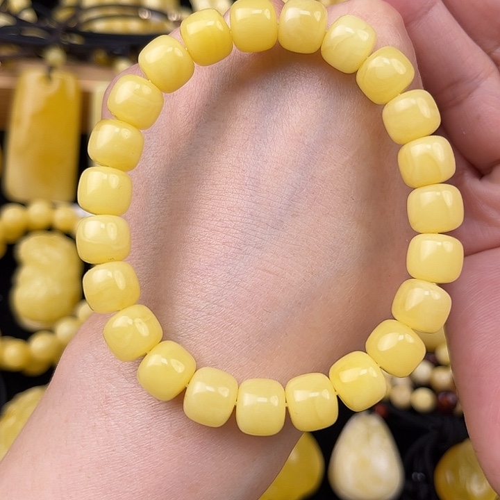 琥珀未镶嵌颈饰琥珀，