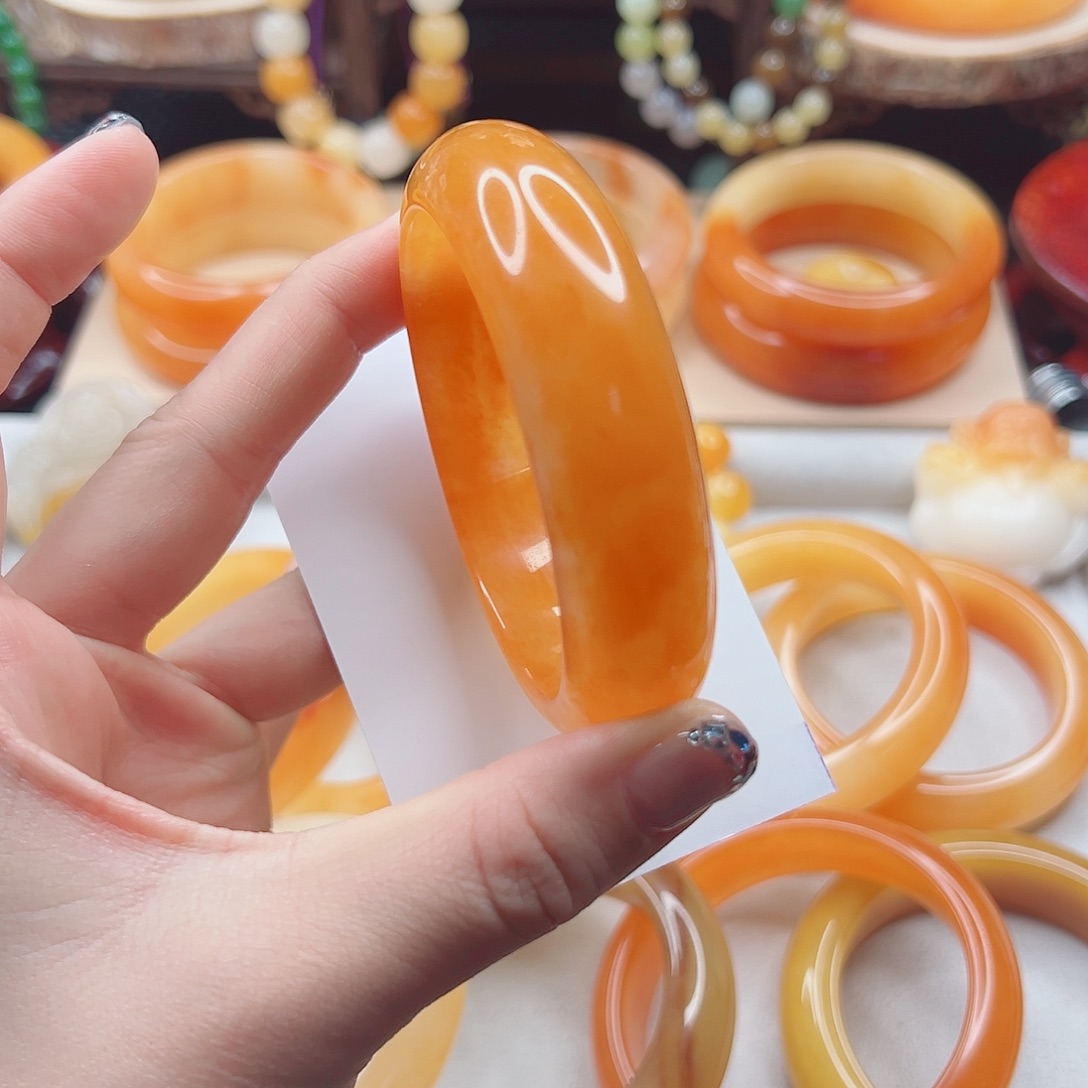 石英质玉（黄龙玉）未镶嵌手镯超*59