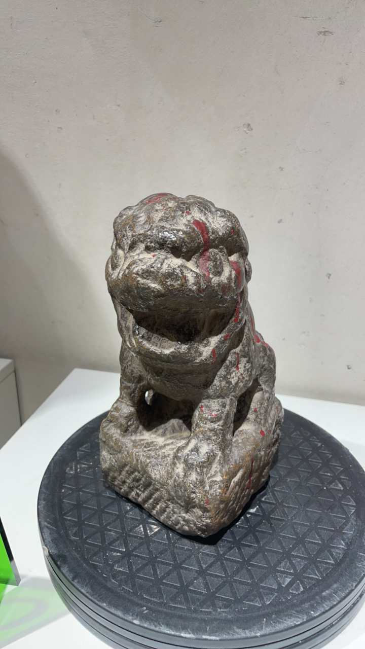 孤品案头狮子摆件