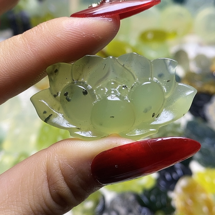 【闪购商品】蛇纹石玉颈饰未镶嵌