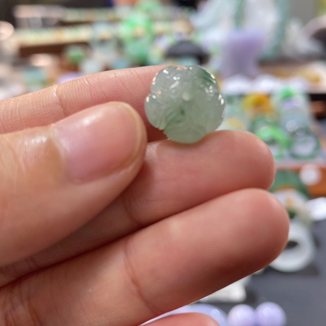 定制翡翠未镶嵌要****包翡翠