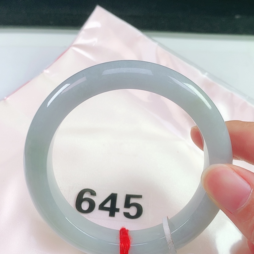 【闪购商品】未镶嵌手镯翡翠