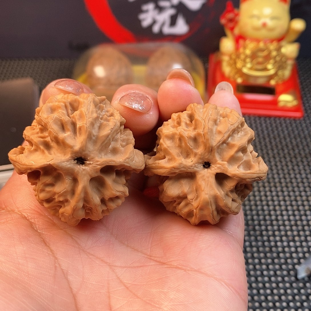 文玩核桃吊坠39尺苹果园全品