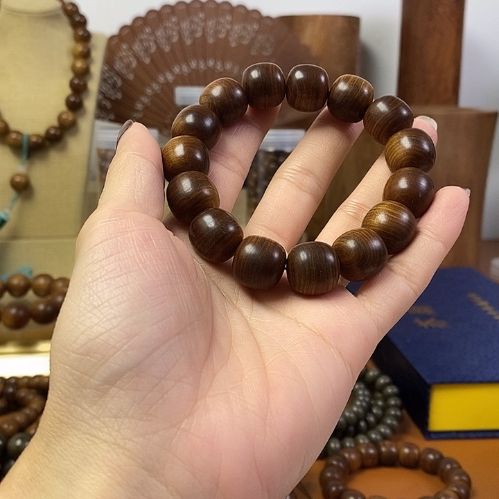 老山檀香黑肉沉水1.5桶珠手串