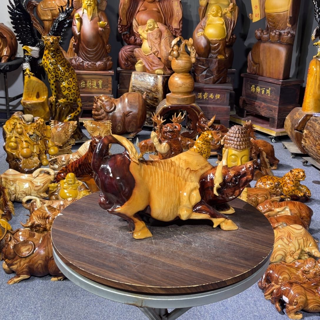 香榧木香樟木实木雕刻件