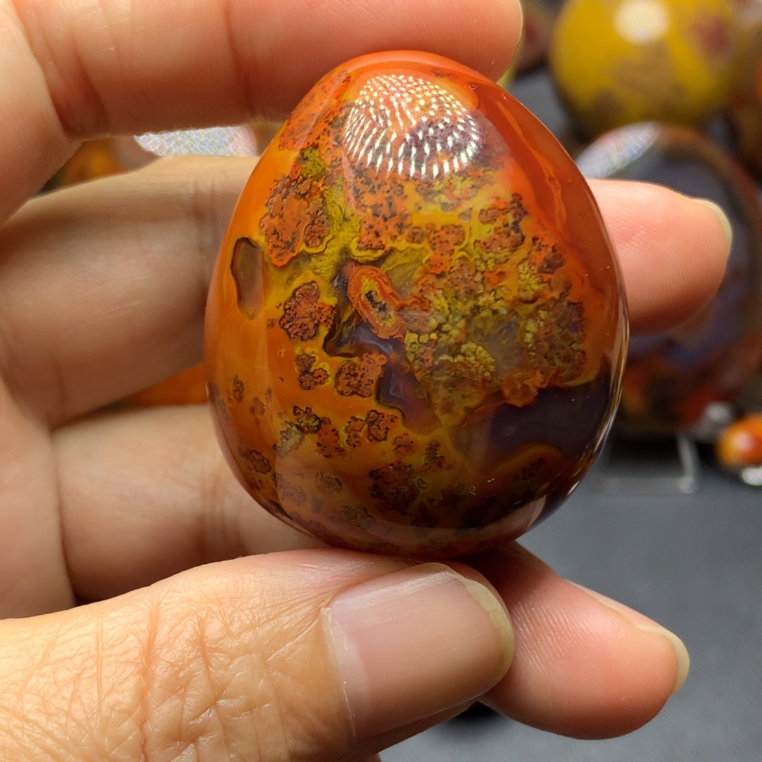 未镶嵌颈饰玛瑙/玉髓南****?