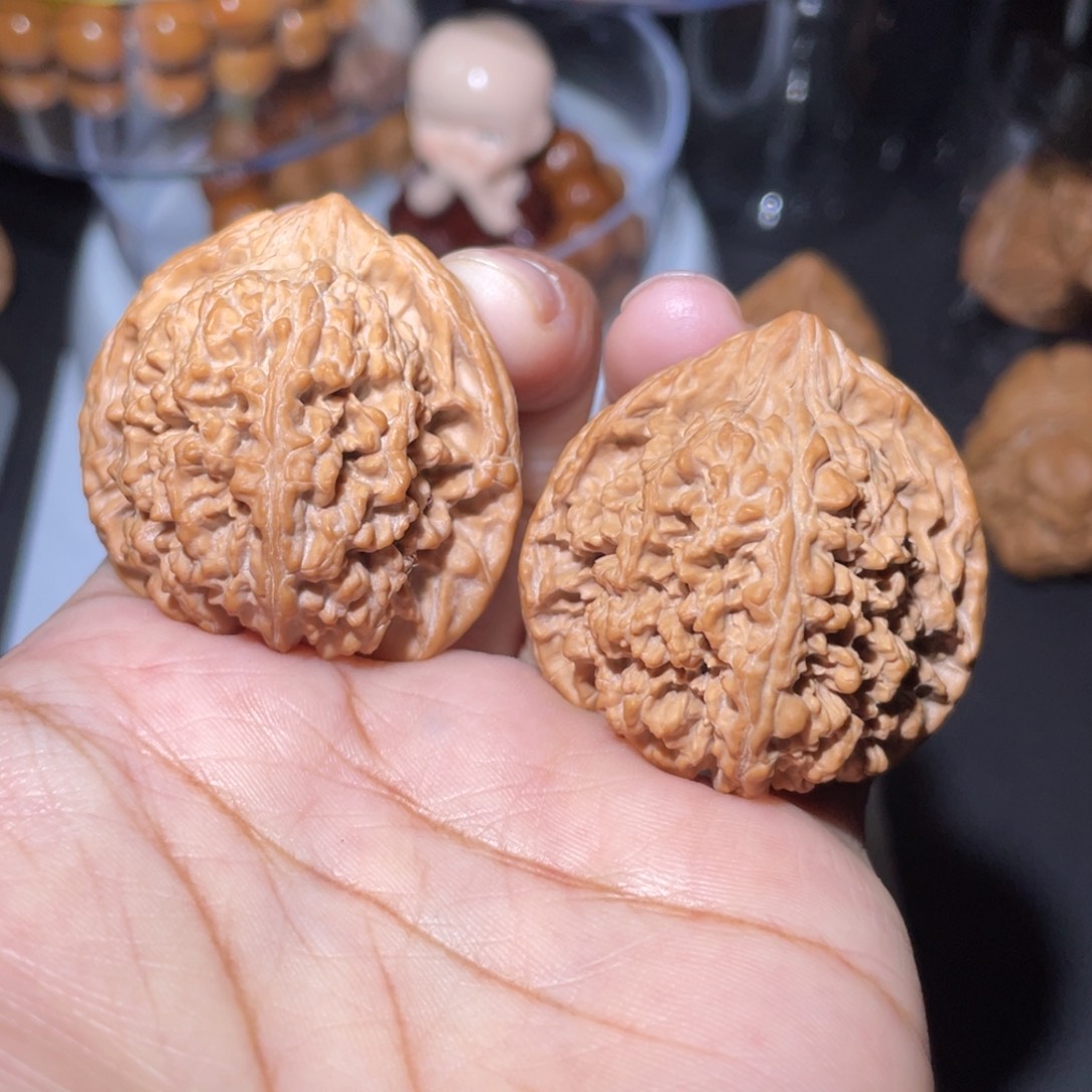 桃核吊坠@*?满天星核桃