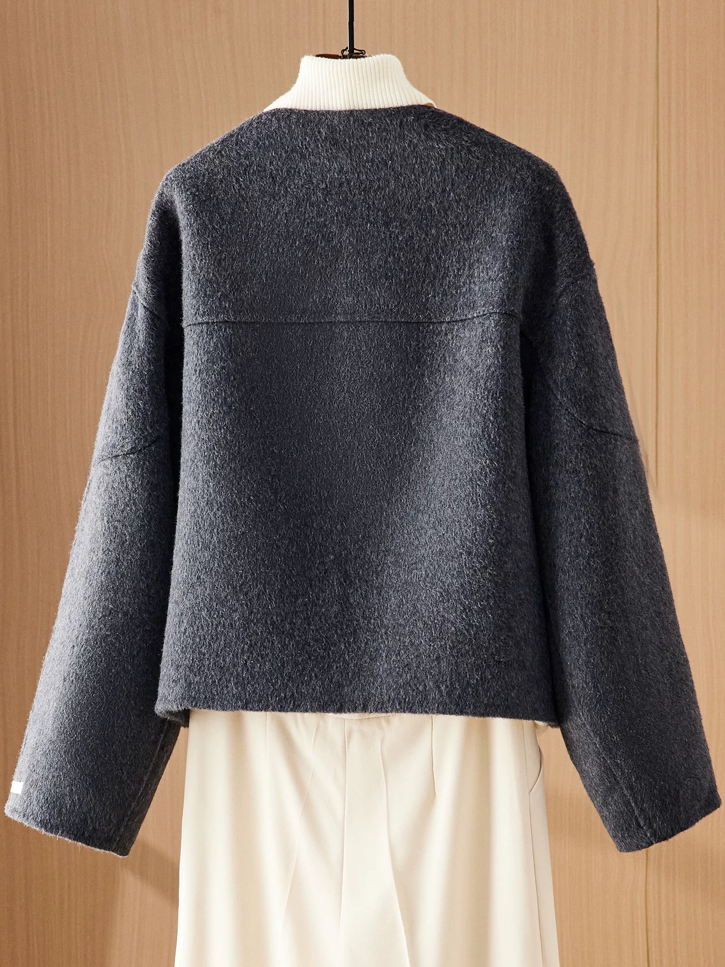 圆领宽松短款双面羊毛大衣