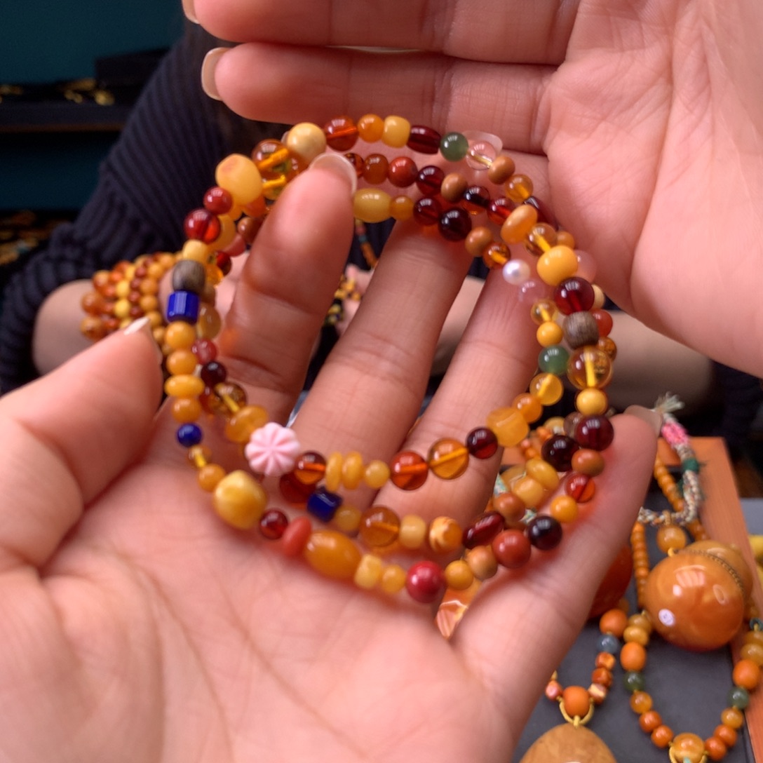 琥珀未镶嵌手串微瑕