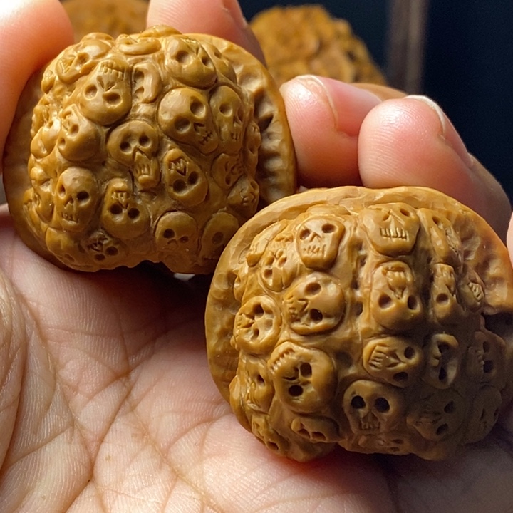 文玩核桃把件骷髅
