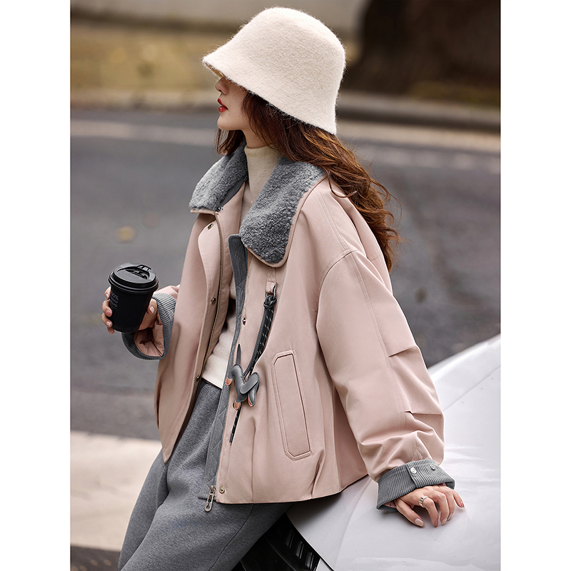 撞色翻领短款羽绒服2025年冬季新款厚外套上衣女装SXYRF25023