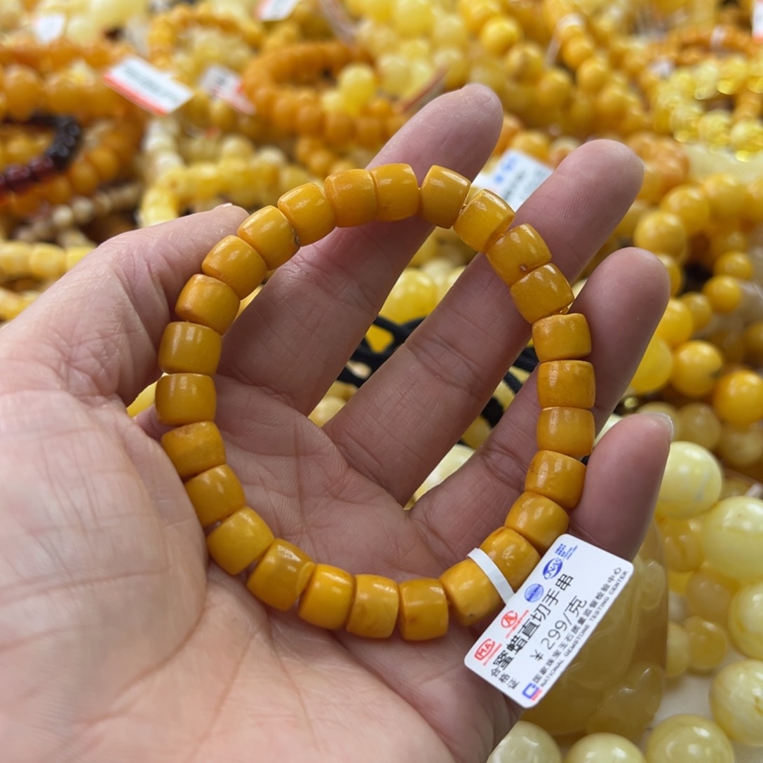 琥珀珠宝奇石未镶嵌