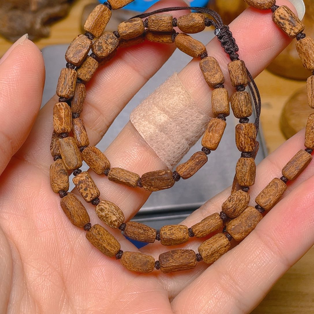 海***。沉香斯里兰卡土沉多圈手串4.2克