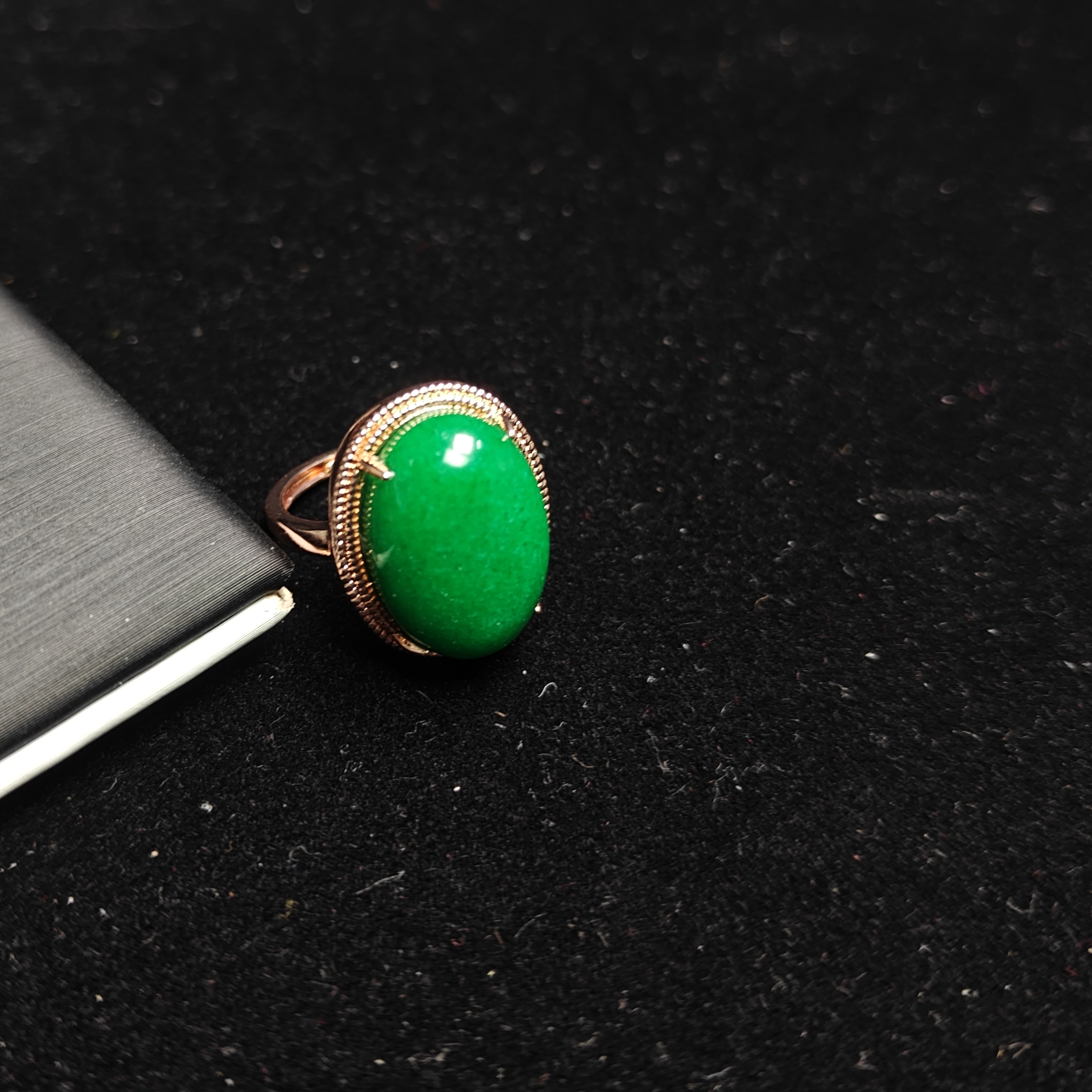 [停业清货]苹果绿色蛋面戒指-176-多样性发一