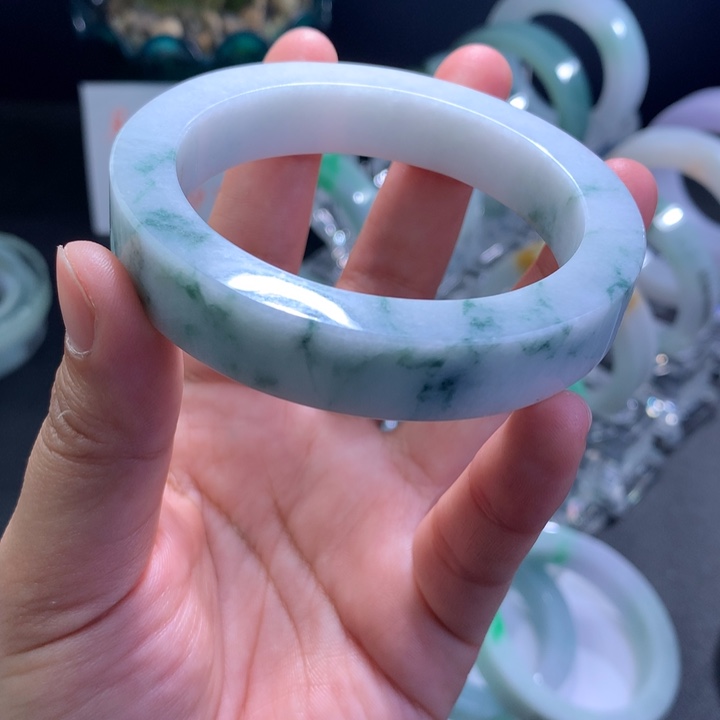 定制翡翠未镶嵌天然缅甸翡翠手镯