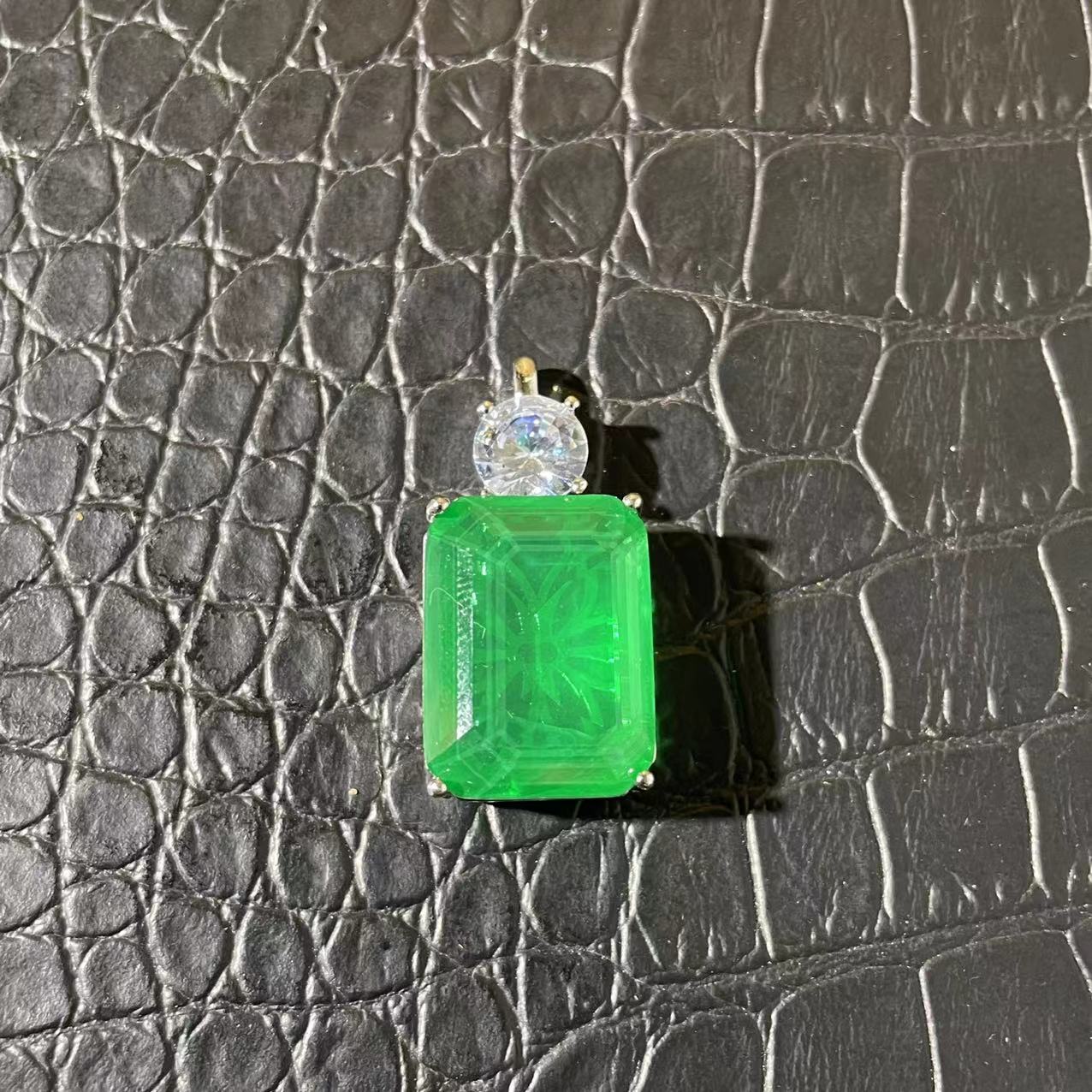 【高端定制】TZA-1242时尚设计吊坠多样性发一件