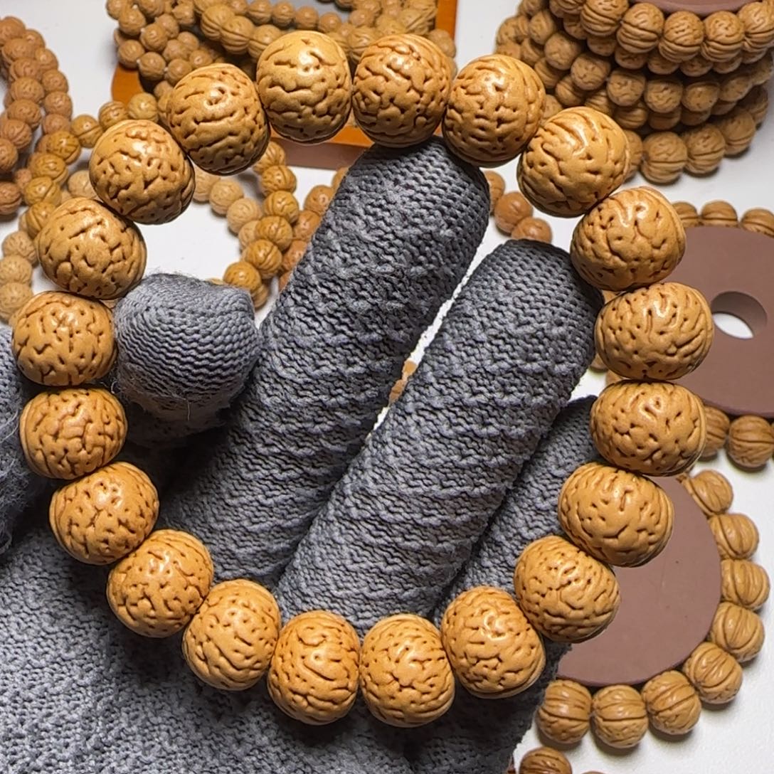 迷***可手串桃核15宽齐金丹