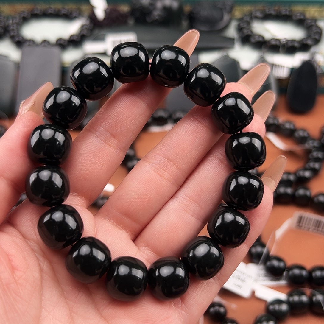 青***石和田玉未镶嵌手串