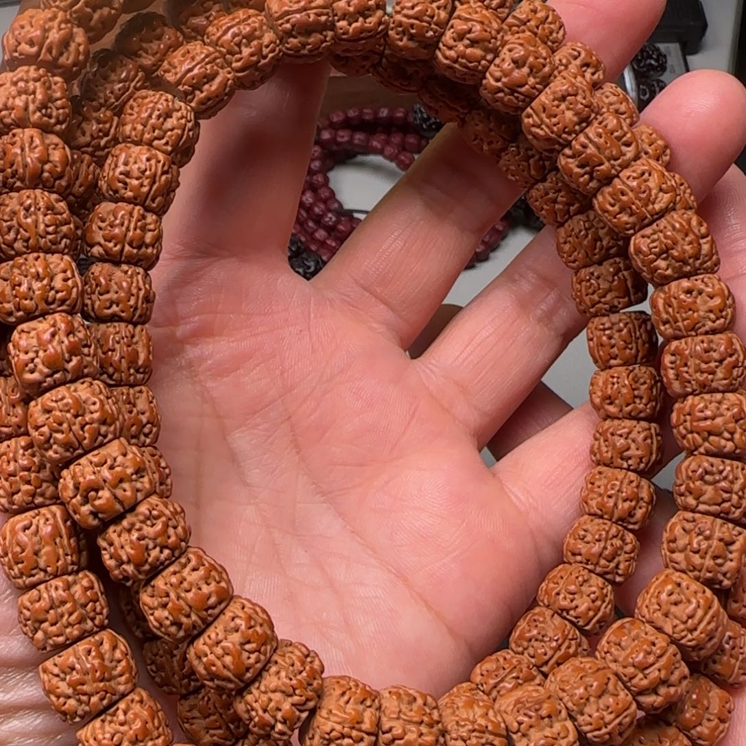 金刚菩提吊坠这个