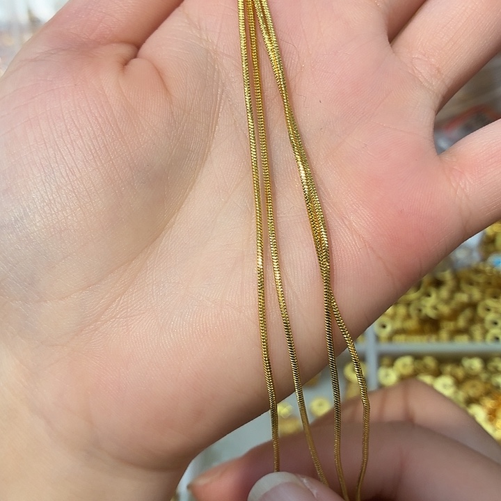 铜合金9111强保色发 3个壹笔壹项链