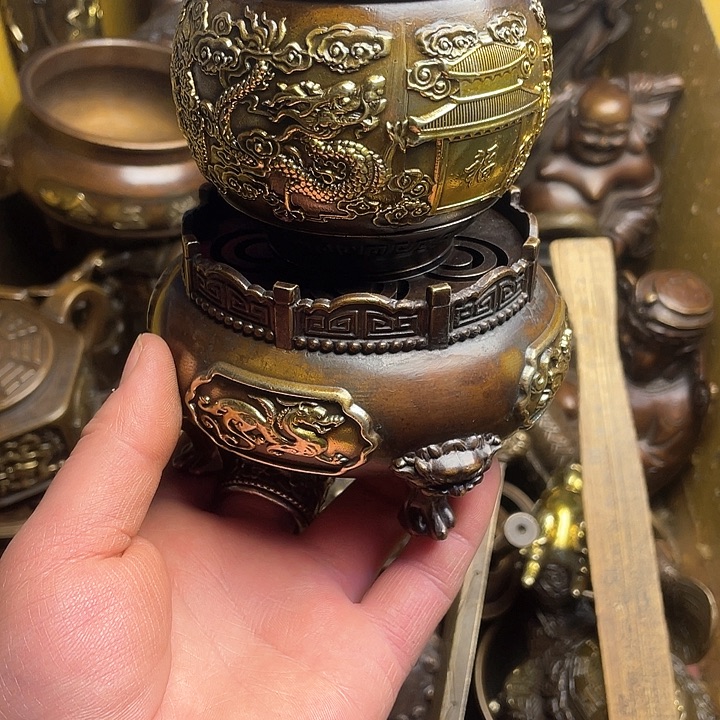 诚信经营铜器摆件