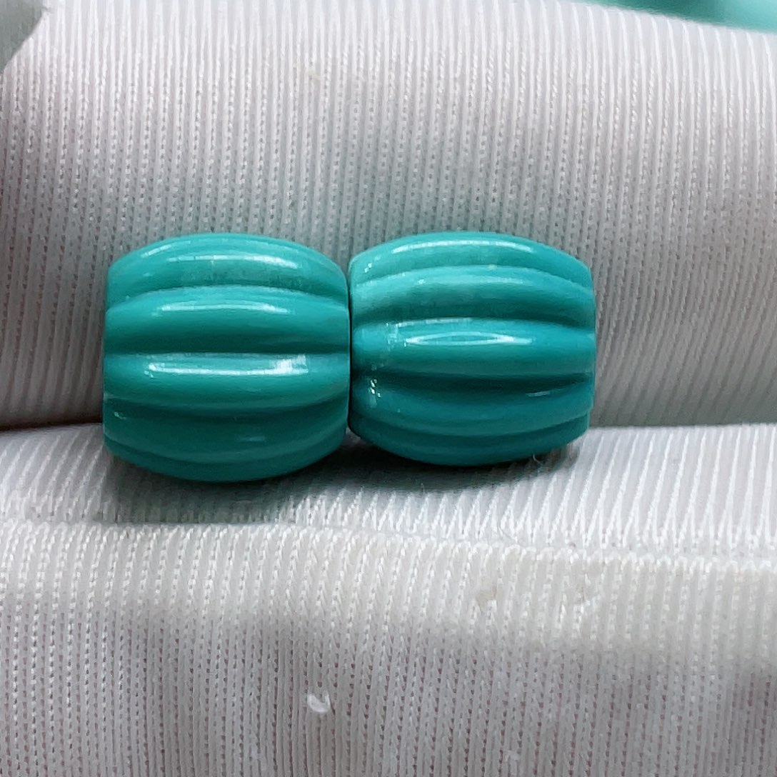 绿松石颈饰未镶嵌