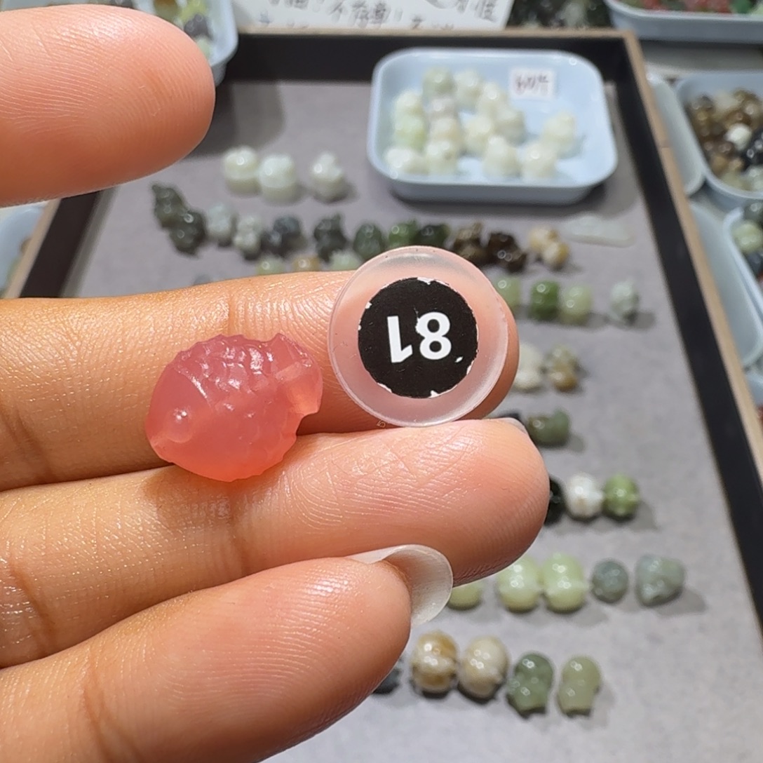 和田玉未镶嵌珠宝奇石