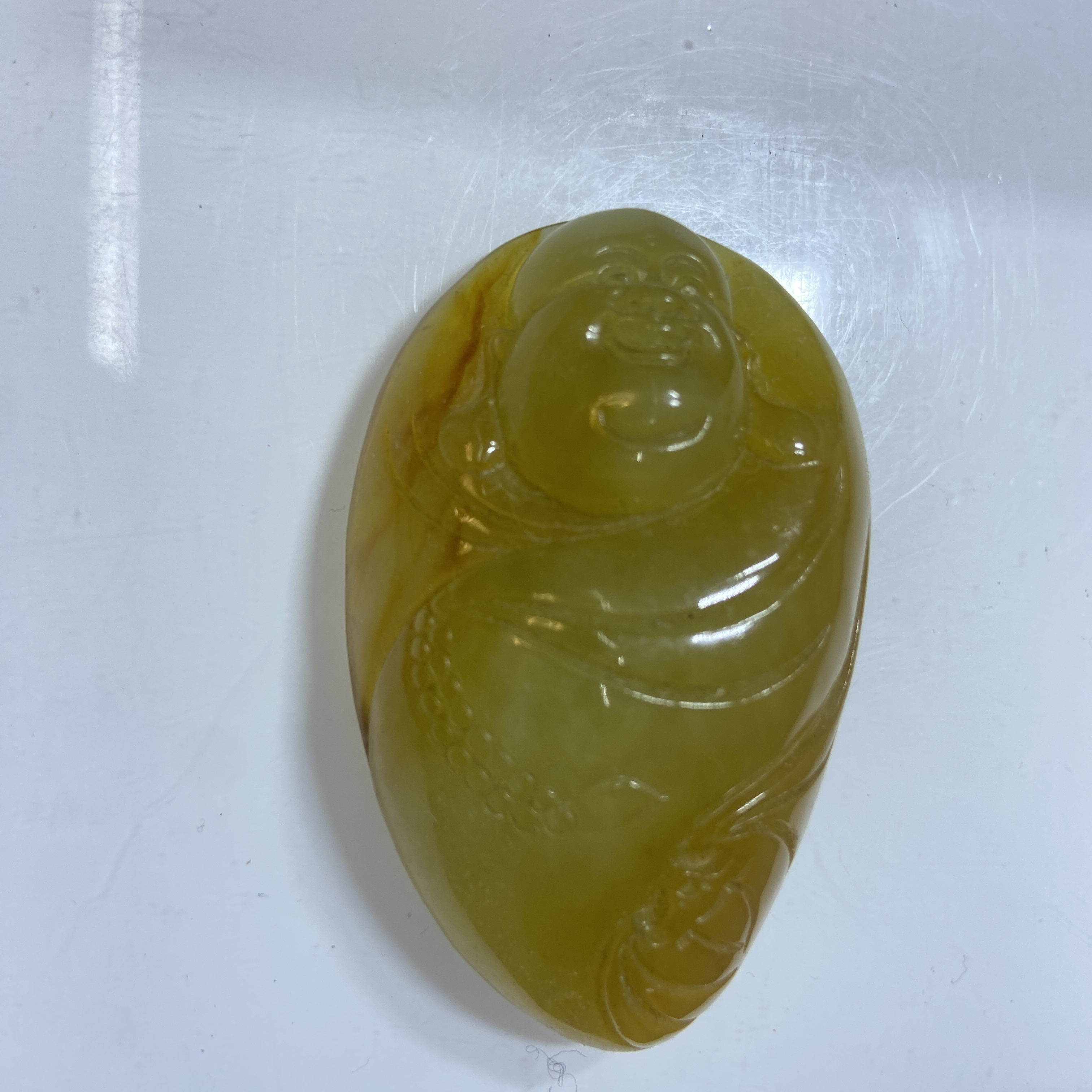 岫玉俏色巧雕花玉佛公吊坠大师手工精雕气质黄色鸡油黄时尚