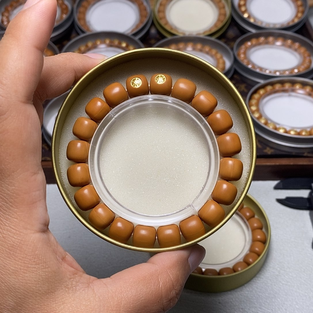 猴头核桃手串92号18k双标云天道珠11左右