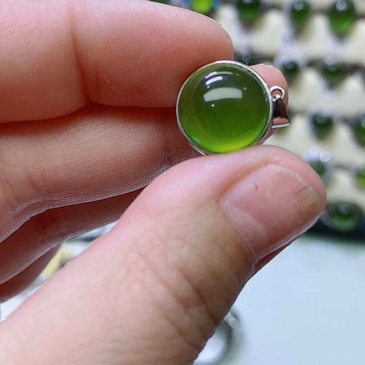 蛇纹石玉吊坠银S925镶嵌鸢*