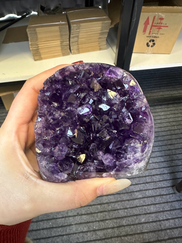 乌拉圭紫水晶原石摆件