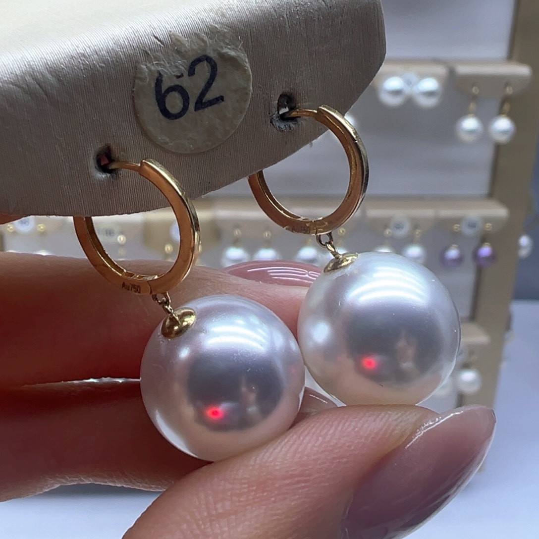 18K金镶嵌淡水珍珠耳饰