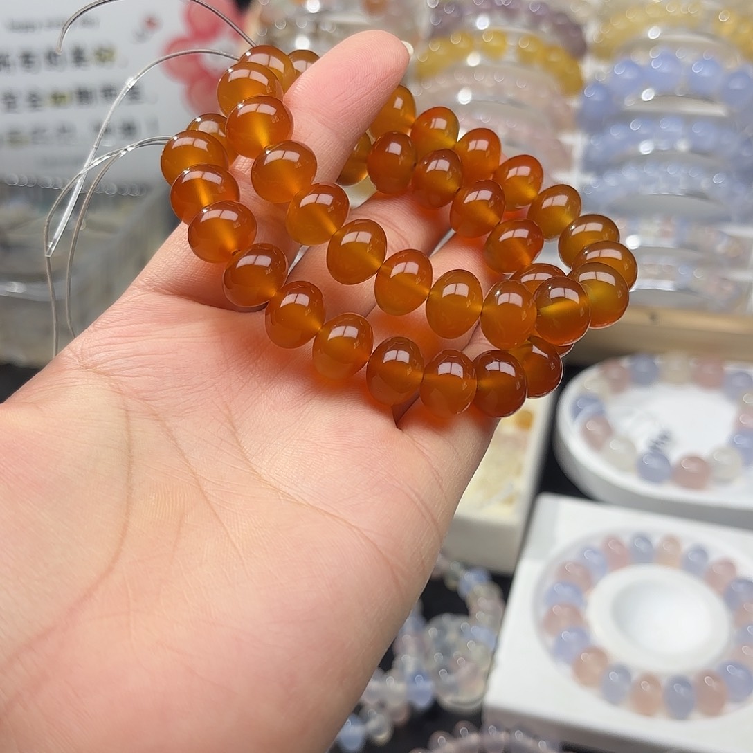 正***团玛瑙/玉髓未镶嵌手链
