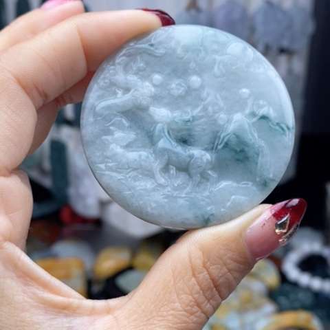 翡翠颈饰未镶嵌翡翠