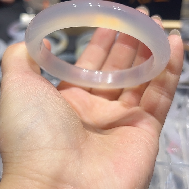 手镯玛瑙/玉髓未镶嵌