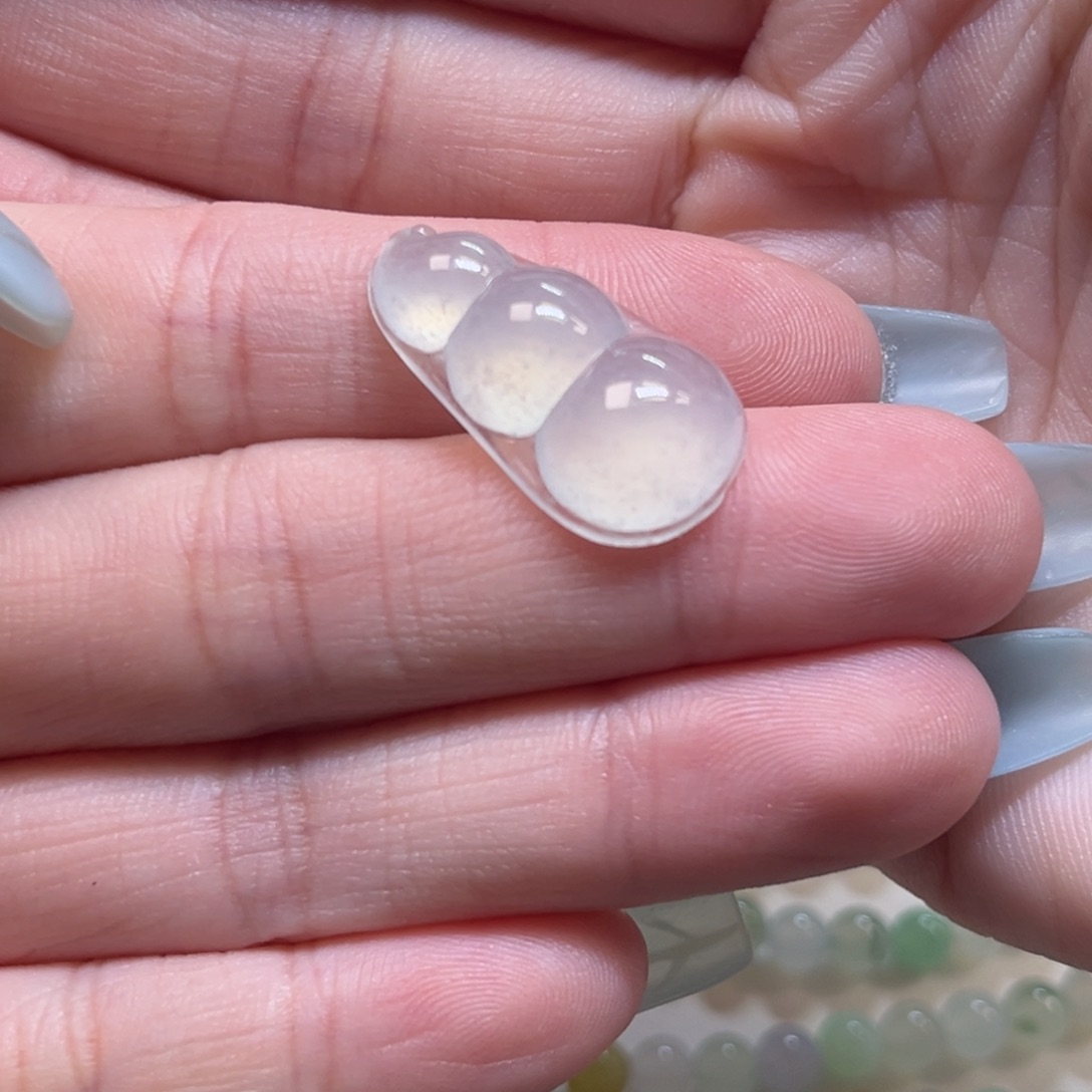 翡翠裸石缅甸翡翠