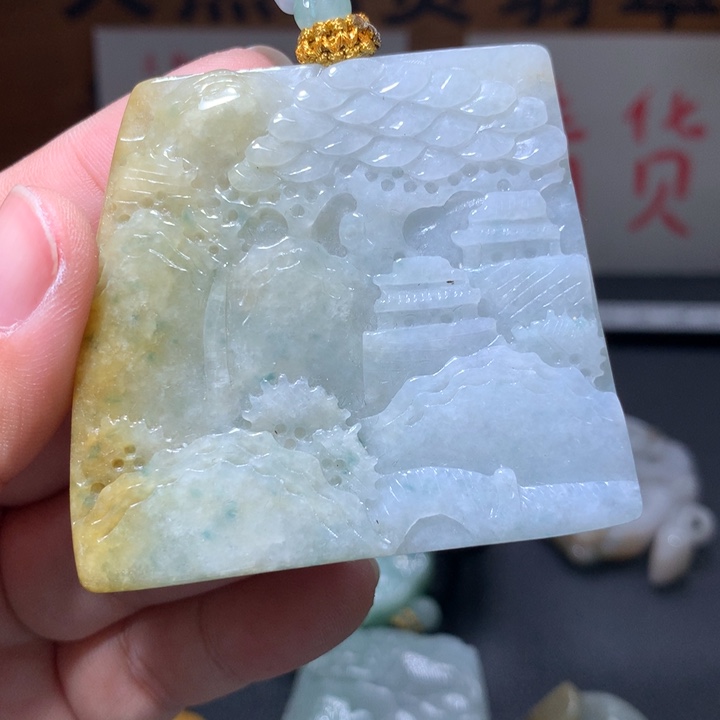 翡翠未镶嵌颈饰保真天然A货翡翠