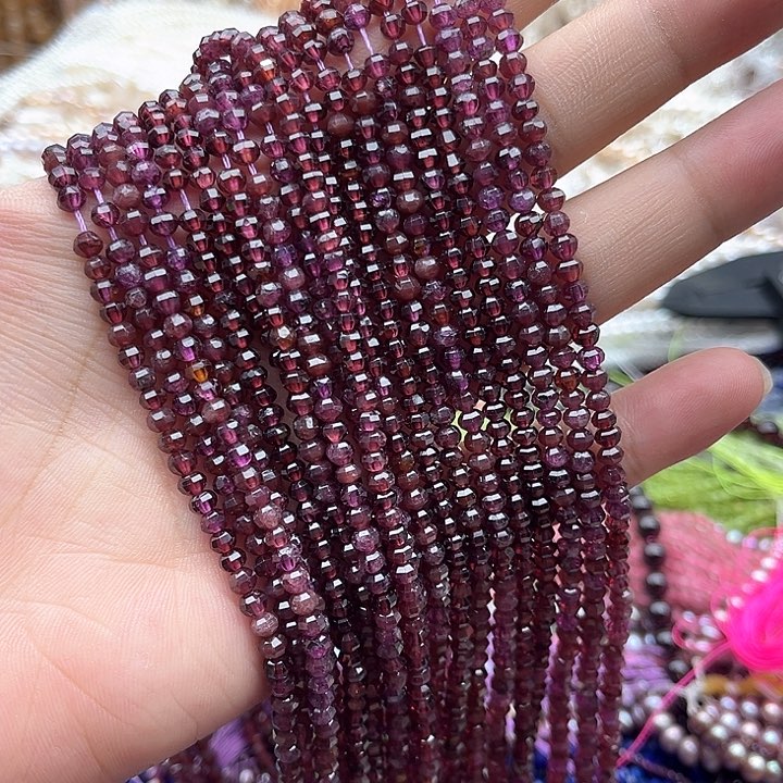 未镶嵌玛瑙/玉髓珠宝半成品一条3.5mm左右石榴石刻面算盘珠