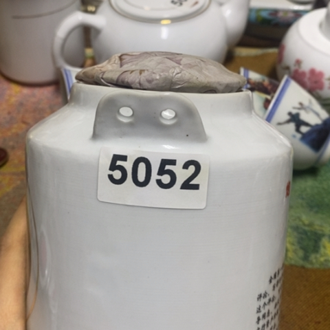 摆件回****?景德镇陶瓷