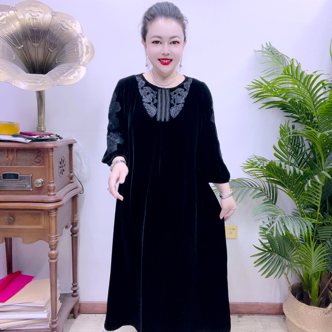  高端桑蚕丝连衣裙7A24022