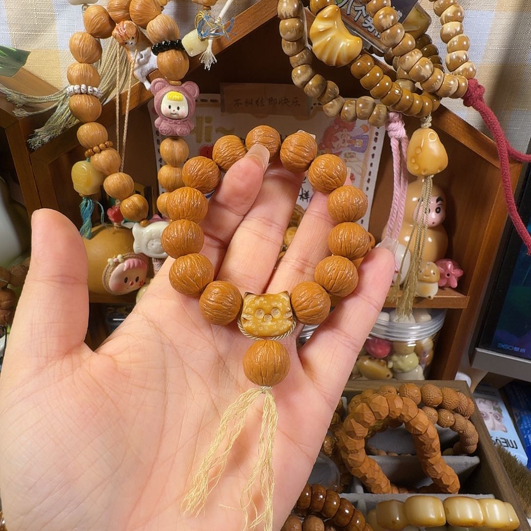 猴头核桃手串凤羽单圈