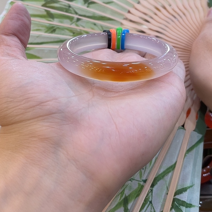 玛瑙/玉髓手镯未镶嵌子*