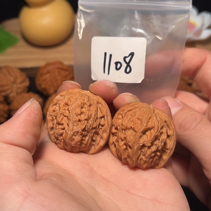 文玩核桃把件38 尺➕    磨盘     1108