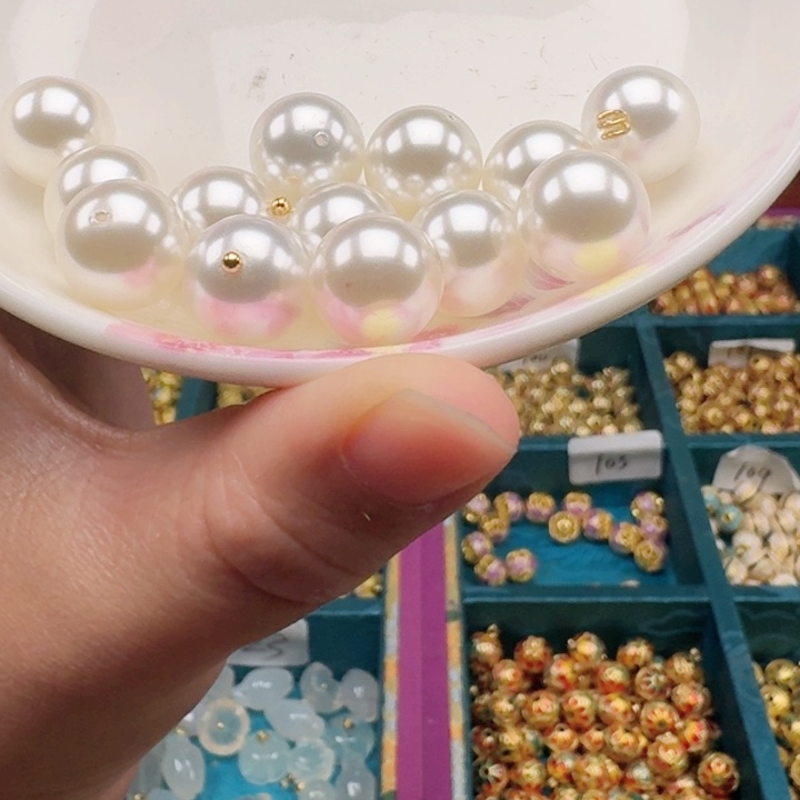 非遗传承手工圆珠扣