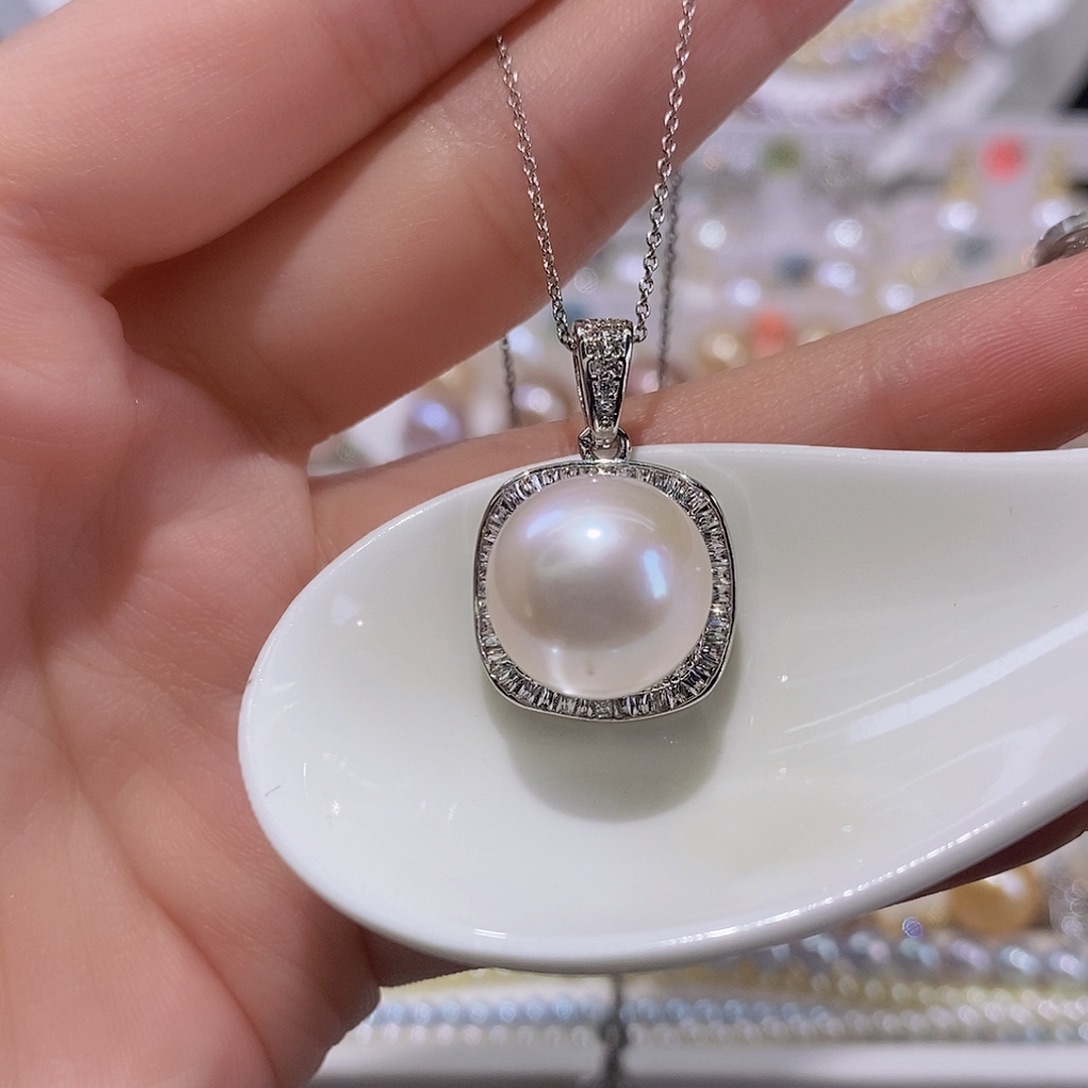淡水珍珠合金颈饰