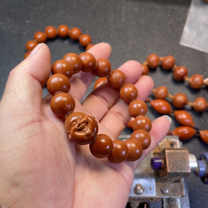 橄榄核吊坠橄榄1.5的三角