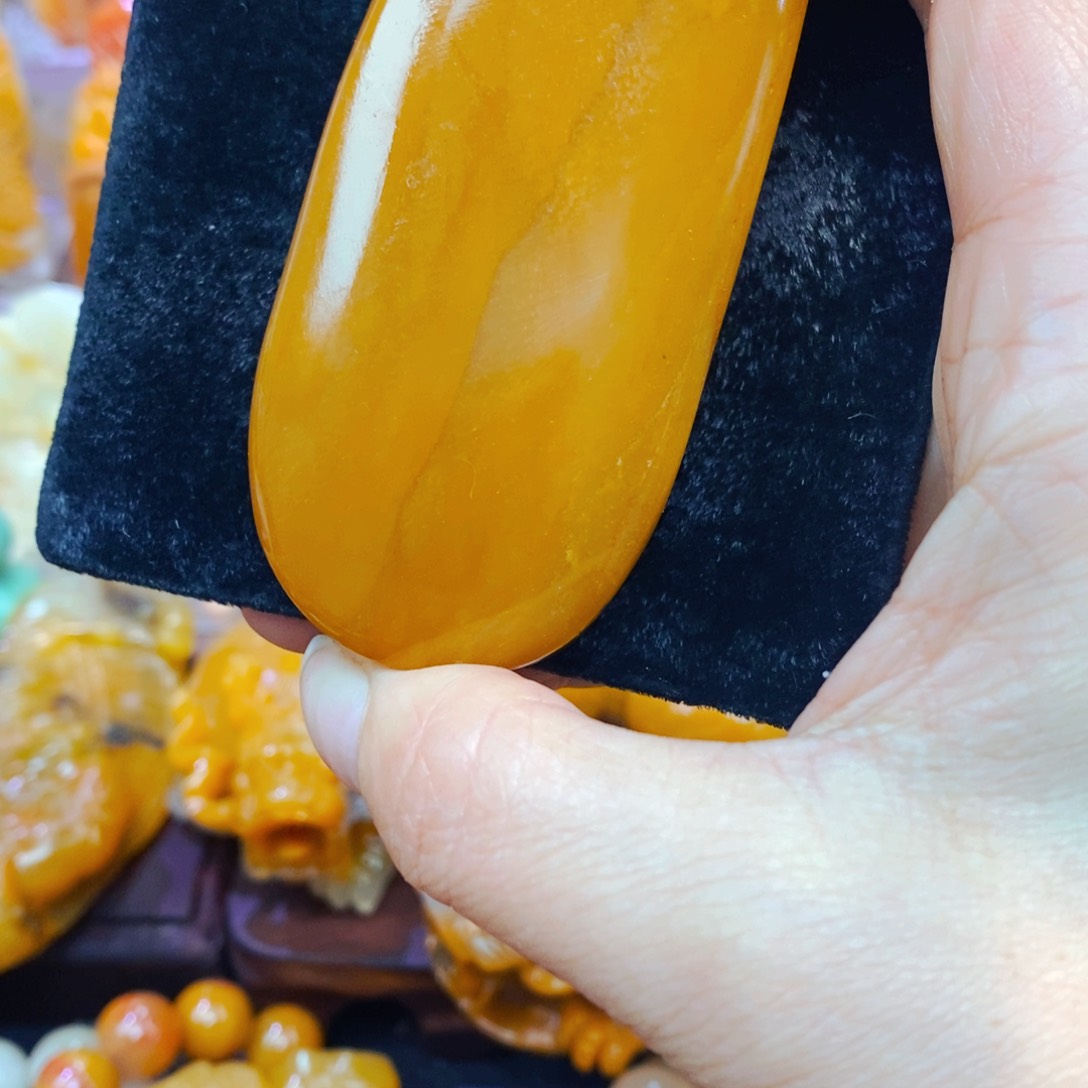 未镶嵌石英质玉（黄龙玉）吊坠(不含链)