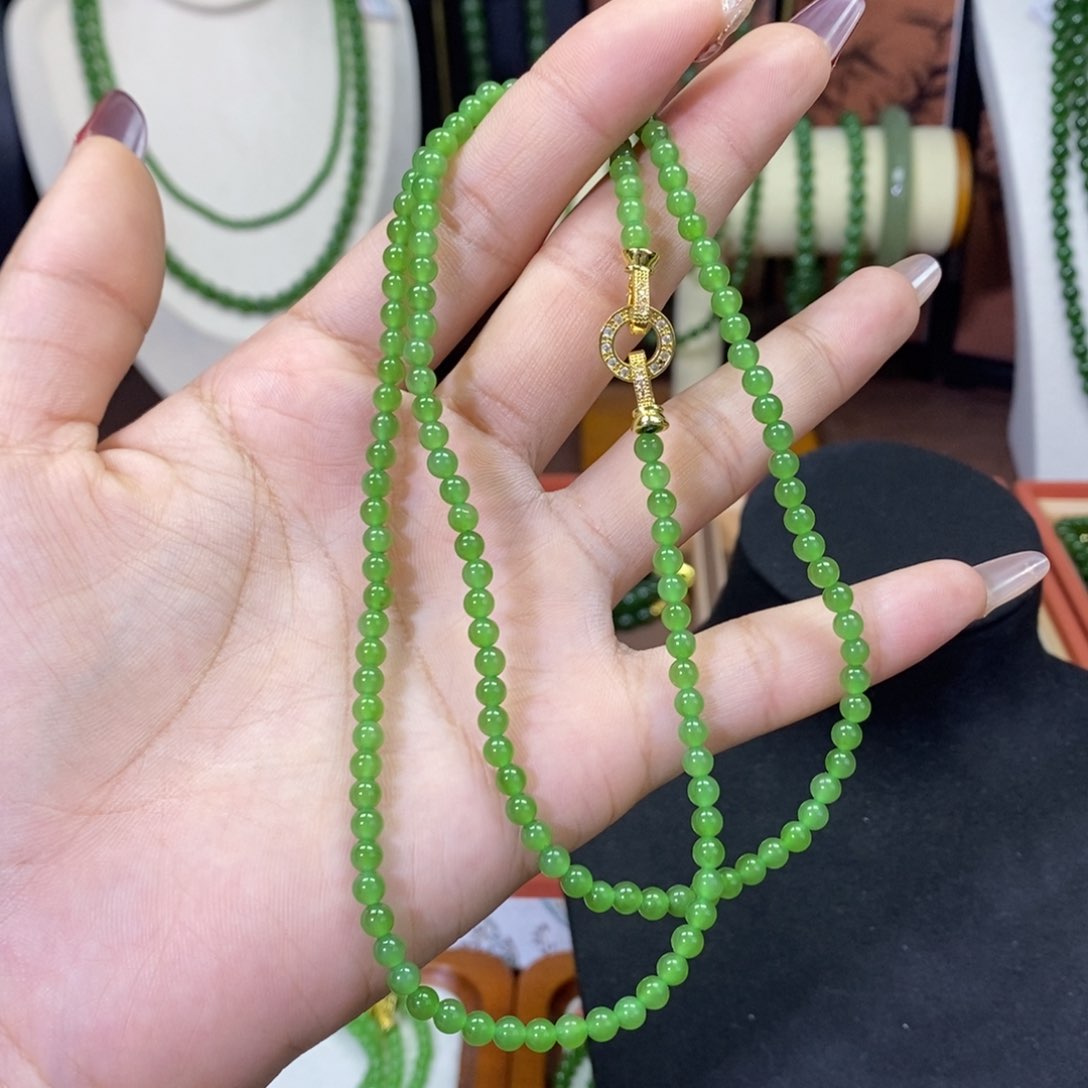 和田玉（碧玉）颈饰未镶嵌果4